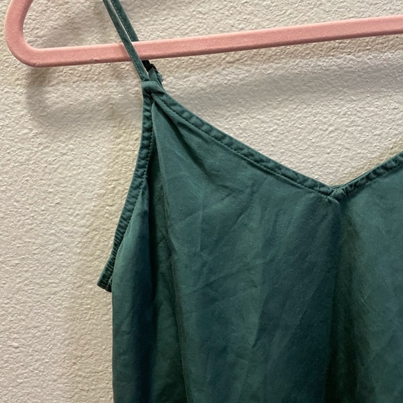 Green blouse - Picture 2 of 3